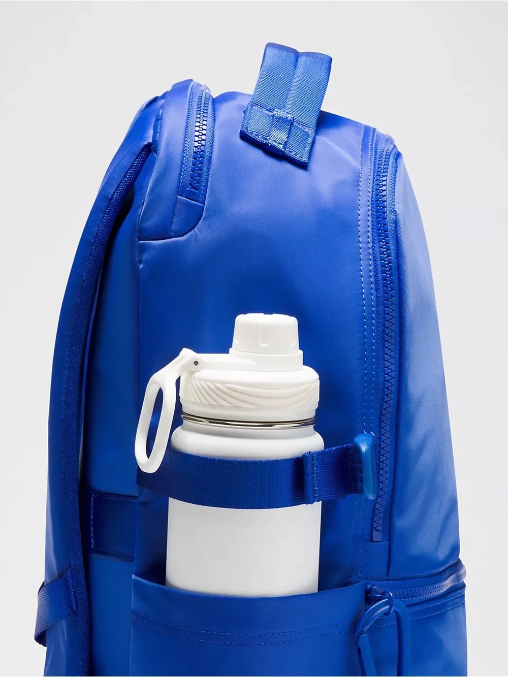 Lululemon New Crew Backpack 22L Updated- Beach Ball Blue/Wacky Khaki